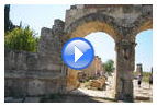 Видео: Северные Римские ворота и центральная улица