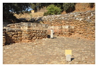 Площадь перед городскими воротами и внешние городские ворота израильского периода (другой ракурс)