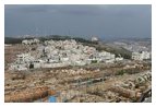 Вид на современное поселение самарян с горы Гаразим