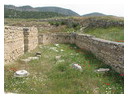 Руины галерей мартириума апостола Филиппа