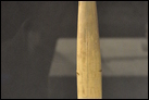Амулет с бородатой головой. Слоновая кость, ок. 3500 г. до Р.Х. Берлинский Новый музей. AM 14208.