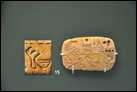 Клинописная табличка, показывающая эволюцию письма. Из Месопотамии, 3300-3100 до Р.Х. Британский музей. ME 140852. Происходит усложнение знаков. В этом списке слово "рацион" составлено путем комбинации изображений человеческой головы и чаши.