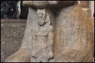 Фигуры барана, символизирующего Амона, и царя Тахарки (690-664 до Р.Х.). Гранит, Кава, Намибия, 690-664 гг. до Р.Х. Британский музей. EA 1779. Поклонение богу Амону было принесено в Намибию из Египта и продолжилось с большим рвением царями XXV династии. Сам Тахарка построил или расширил несколько храмов в честь Амона. Эта статуя символизирует защиту царя божеством.