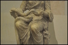 Мраморная статуя Гигиеи.  Из Рима. III в. до Р.Х. Эрмитаж. А.68. Гигие́я, также Гигея, или Гигия (др.-греч. Ὑγιεία, Ὑγεία) — в греческой мифологии богиня здоровья, дочь Асклепия и Эпионы либо Афины. Гигиею изображали в виде молодой женщины, кормящей змею из чаши. Эти атрибуты (чаша и змея) составили современный символ медицины (сосуд Гигеи). Именно Гигиея дала название медицинской дисциплине гигиене.