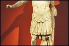 Статуя Юлия Клавдия. Мрамор, Рим. Голова: 5 г. до Р.Х. - 14 г. по Р.Х., статуя: 69-90 гг. по Р.Х. Берлинский Старый музей. Sk 343. Голова и статуя были соединены в позднейшее время.