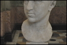 Портрет Александра Севера (император в 222-235 гг.). Мрамор. III в. Эрмитаж. А.281.
