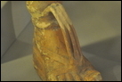 Фигурный сосуд в вид ноги в сандалии. Глина, о. Самос (?). I в. Эрмитаж. Б 2577.